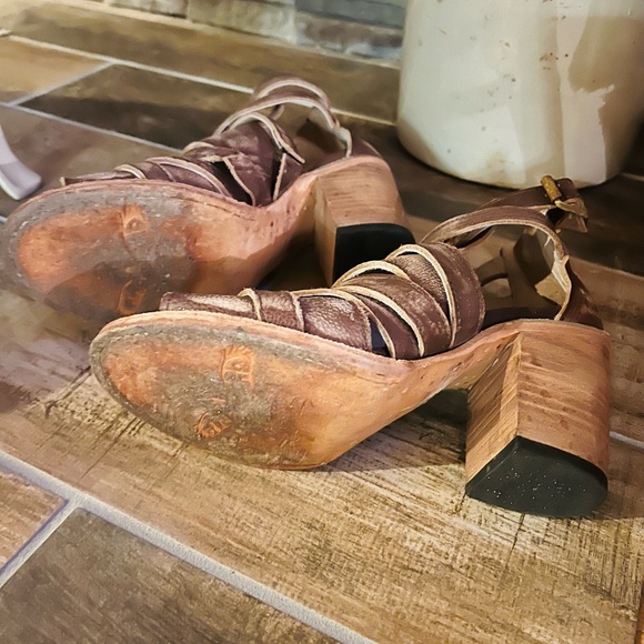 Freebird CLAW sandals size 8 - Picture 4 of 5